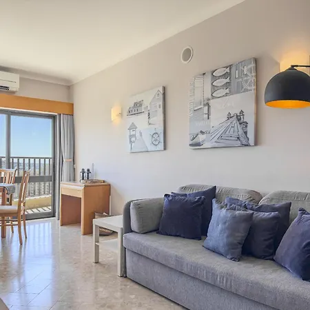 아파트 #357 Sea View Escape In W Pool