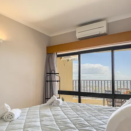 아파트 #357 Sea View Escape In W Pool